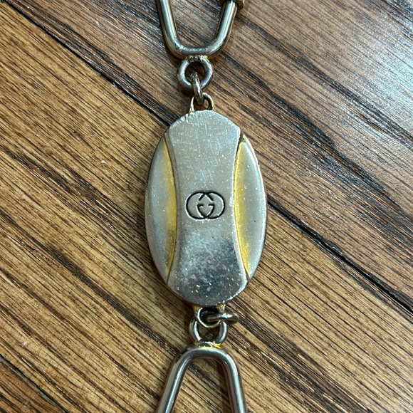 GUCCI pre loved double key chain - Picture 4 of 5